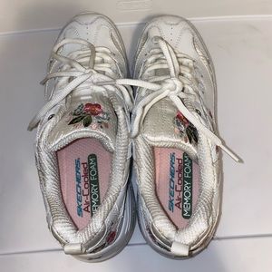 white shoes with flowers on them- air-cooled- memory foam
